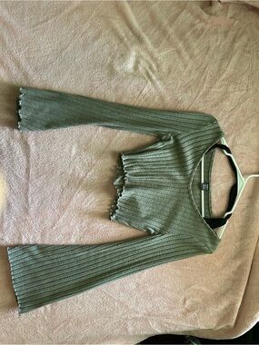 SHEIN Olive Ribbed Knit Cropped Top